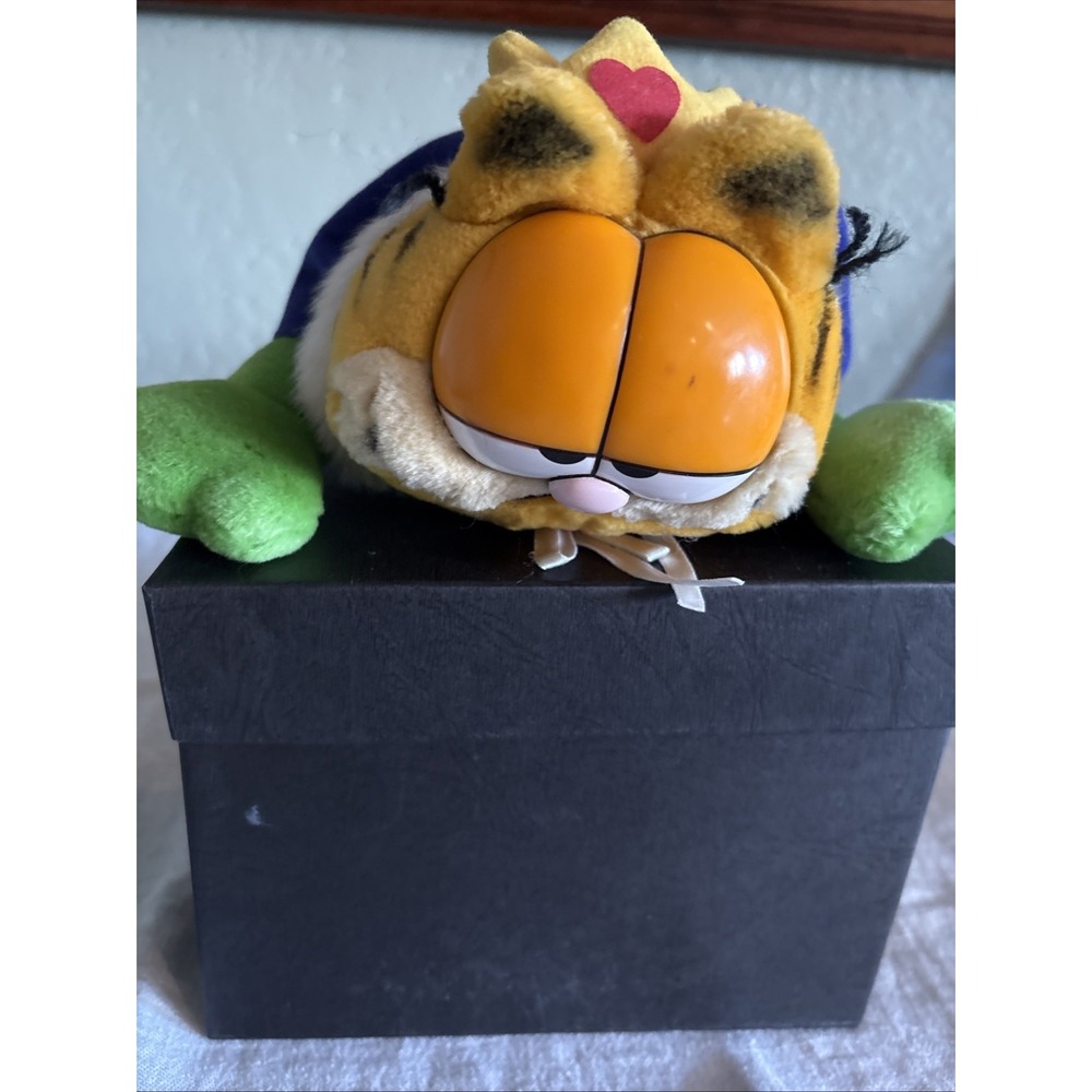 Garfield Vintage 1981 Frog Prince Plush - Picture 6 of 8